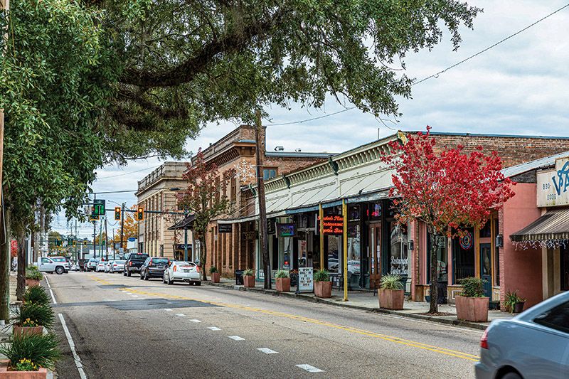 Covington bike tour with Brooks Bike Shop — historic downtown Covington, Louisiana storefronts